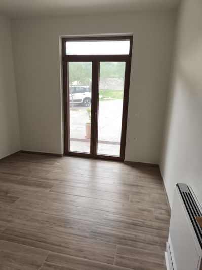 Image No.20-3 Bed House for sale