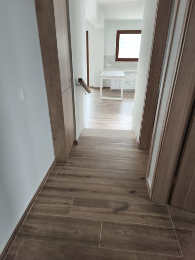 Image No.25-3 Bed House for sale