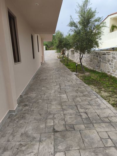 Image No.31-3 Bed House for sale