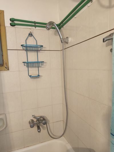 Image No.13-1 Bed Property for sale