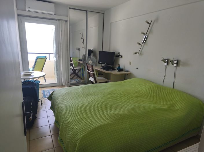 Image No.18-1 Bed Property for sale