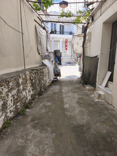 Image No.51-2 Bed House for sale