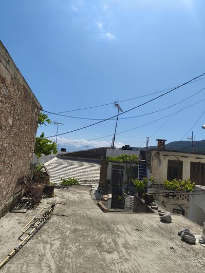 Image No.35-1 Bed House for sale