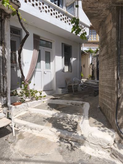 Image No.4-1 Bed House for sale