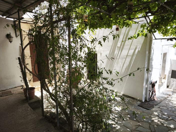 Image No.18-3 Bed House for sale