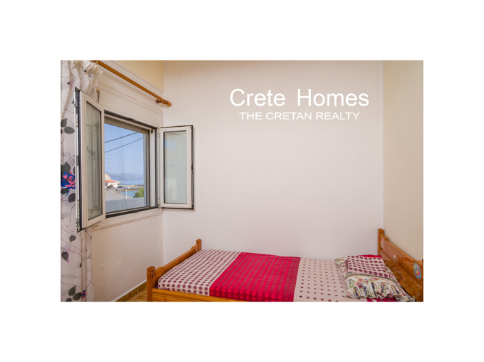 Image No.18-3 Bed House for sale