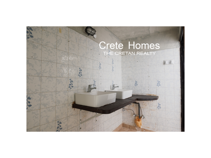 Image No.37-3 Bed House for sale