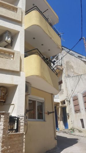 Image No.1-2 Bed House for sale