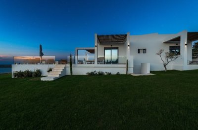 incredible-villa-for-sale-in-kalathas-15