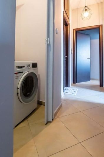 Image No.20-2 Bed House for sale