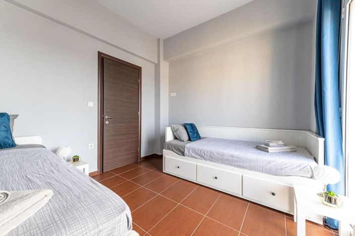 Image No.22-2 Bed House for sale