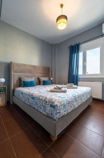 Image No.6-2 Bed House for sale