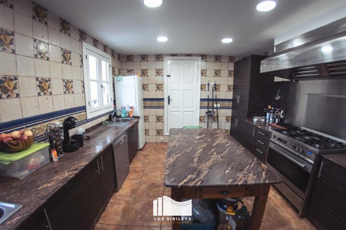 Image No.24-5 Bed Villa for sale