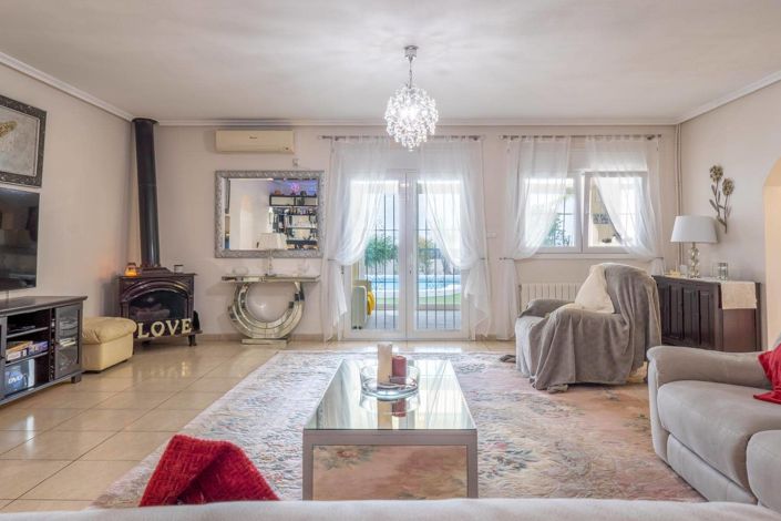 Image No.21-6 Bed Villa for sale