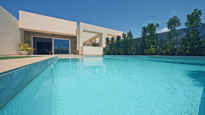 Image No.1-3 Bed Property for sale