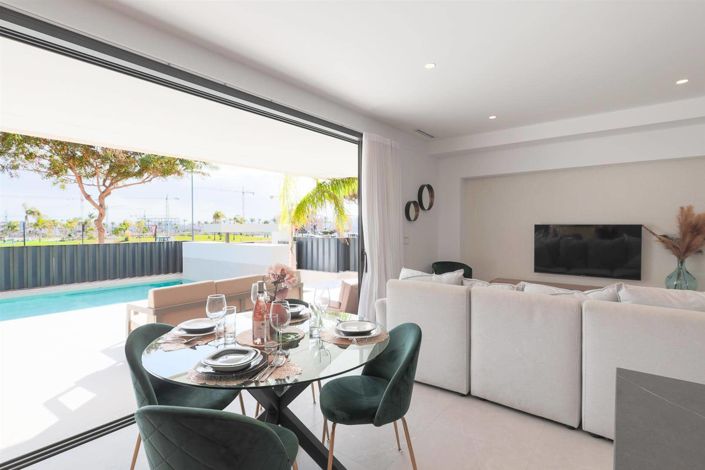 Image No.4-3 Bed Villa for sale