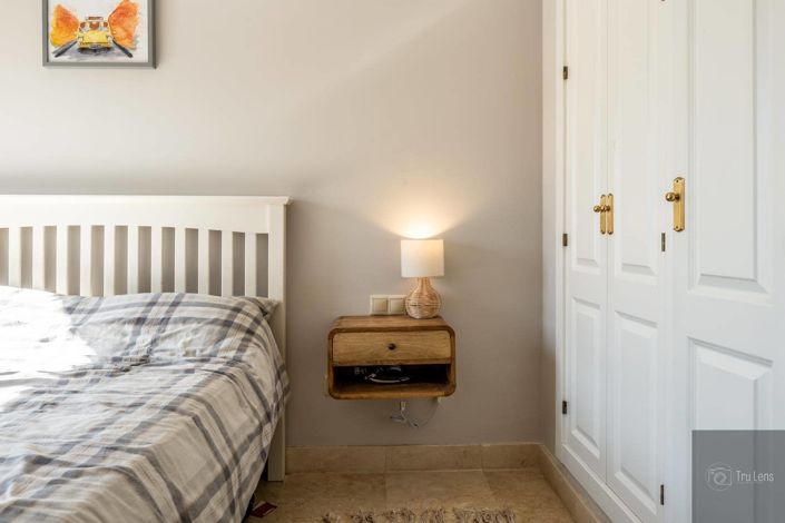 Image No.24-2 Bed Apartment for sale