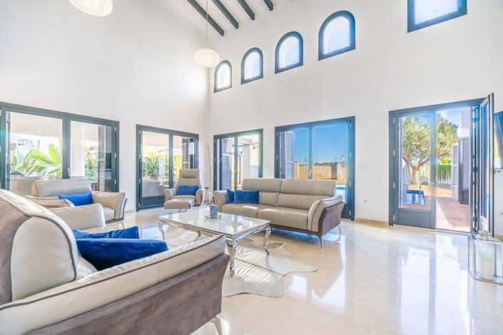 Image No.15-5 Bed Villa for sale