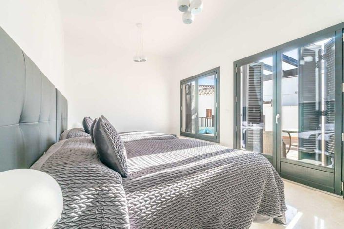 Image No.22-5 Bed Villa for sale