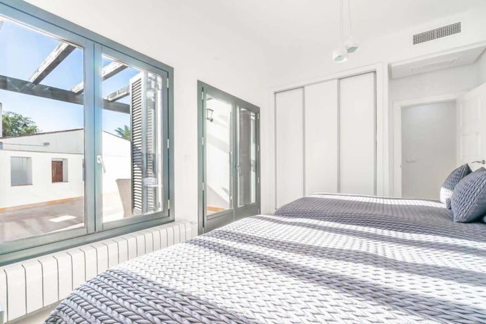 Image No.29-5 Bed Villa for sale