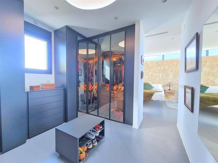 Image No.5-3 Bed Villa for sale