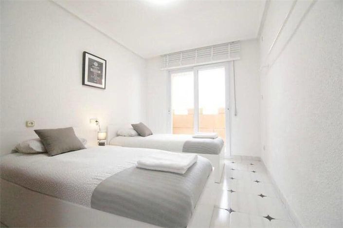 Image No.13-4 Bed Apartment for sale