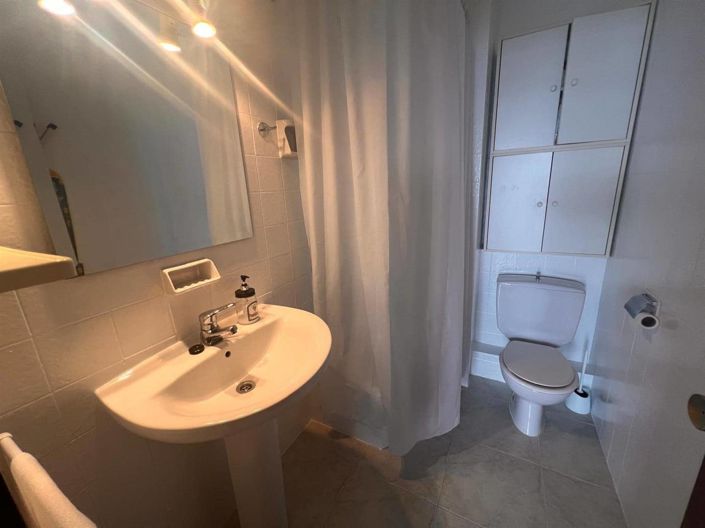 Image No.13-2 Bed Property for sale