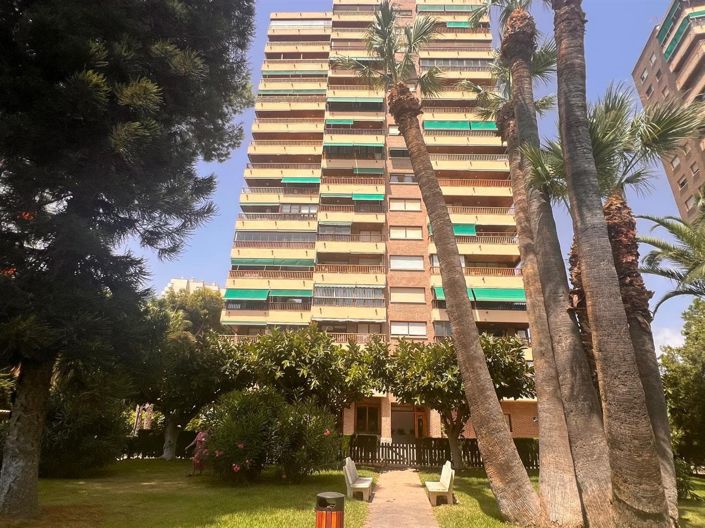 Image No.14-2 Bed Property for sale