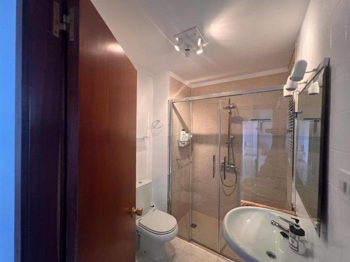 Image No.7-2 Bed Property for sale