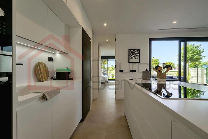 Image No.11-3 Bed Villa for sale