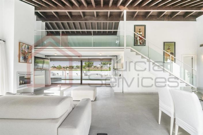 Image No.19-4 Bed Villa for sale