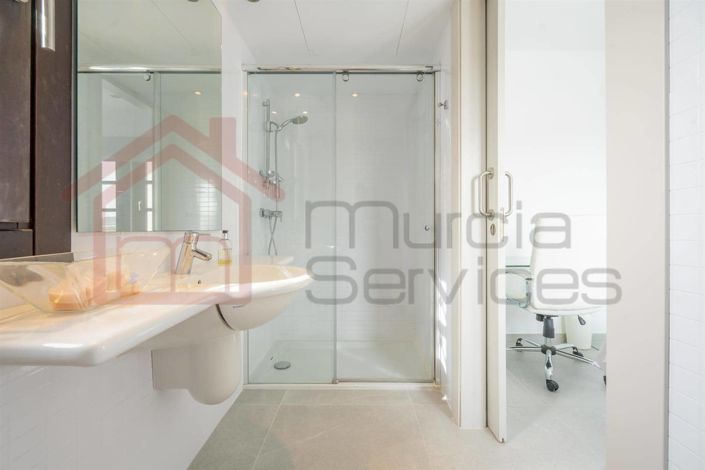 Image No.25-4 Bed Villa for sale