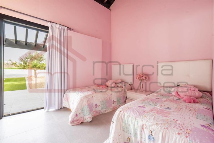 Image No.33-4 Bed Villa for sale