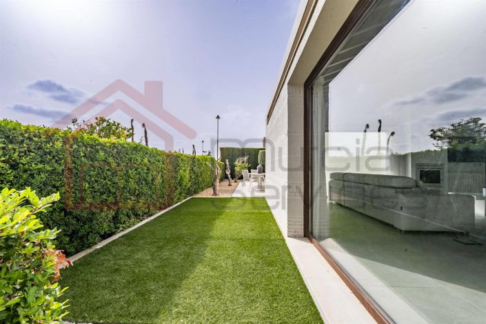 Image No.9-4 Bed Villa for sale