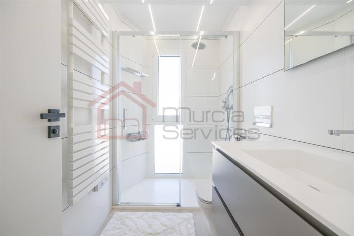 Image No.24-3 Bed Villa for sale