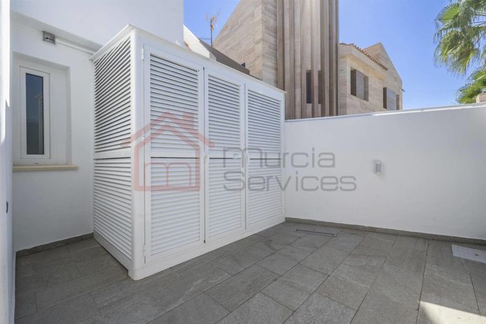 Image No.34-3 Bed Villa for sale