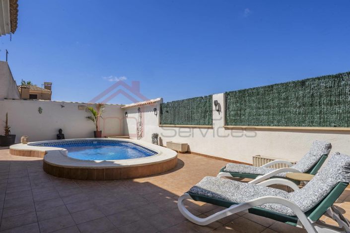 Image No.3-3 Bed Villa for sale