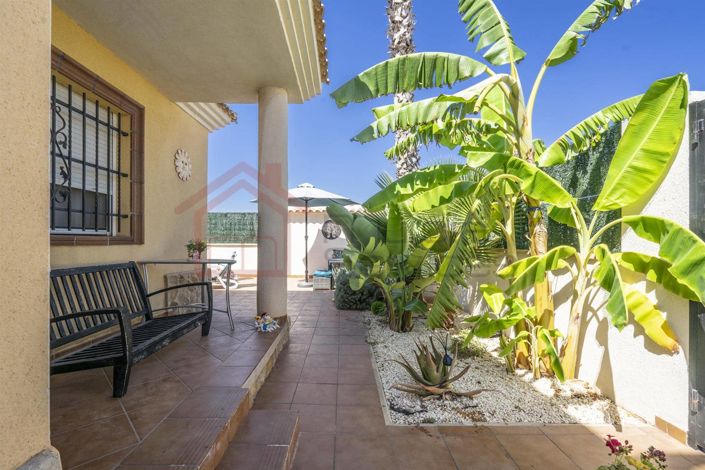 Image No.7-3 Bed Villa for sale