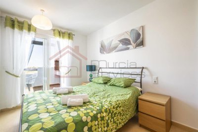 aurthhyq0i3avqwbr894g