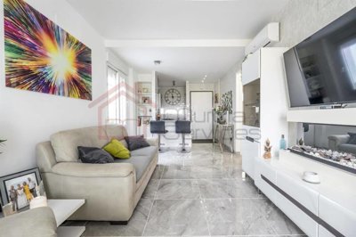 hoaqakifhuwqqbibvmge1g