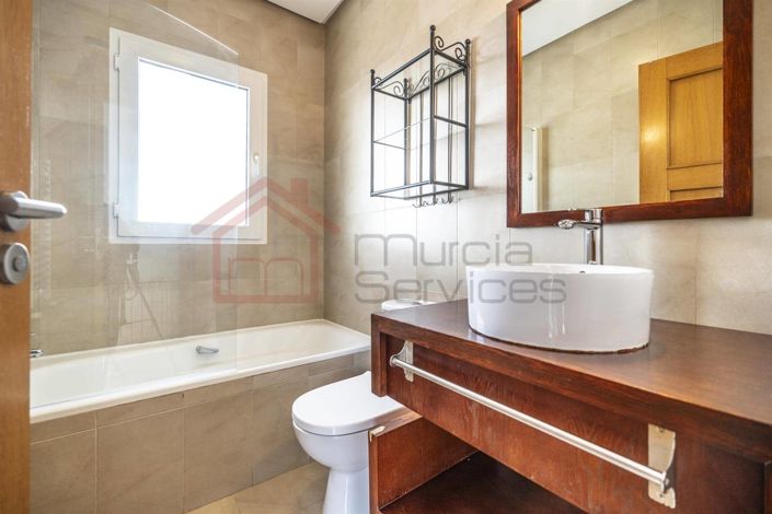 Image No.13-3 Bed Villa for sale