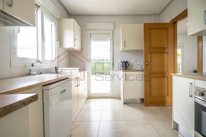 Image No.5-3 Bed Villa for sale