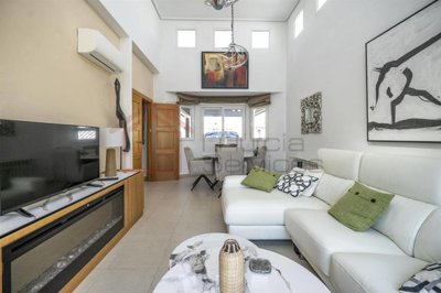 i7iiskxn0ukhlyhs4eqdla