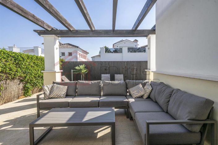 Image No.9-3 Bed Villa for sale