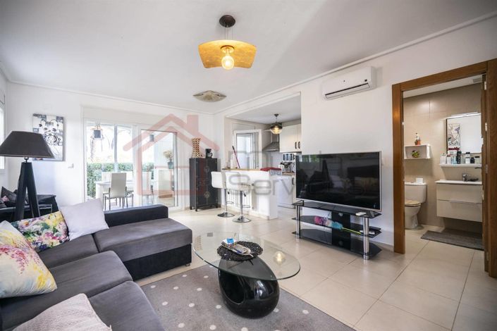 Image No.3-2 Bed Townhouse for sale