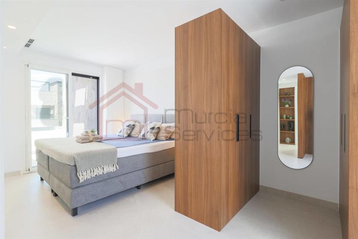 Image No.13-4 Bed Villa for sale