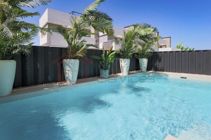 Image No.35-4 Bed Villa for sale