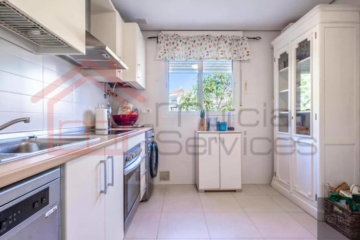 Image No.15-2 Bed Apartment for sale