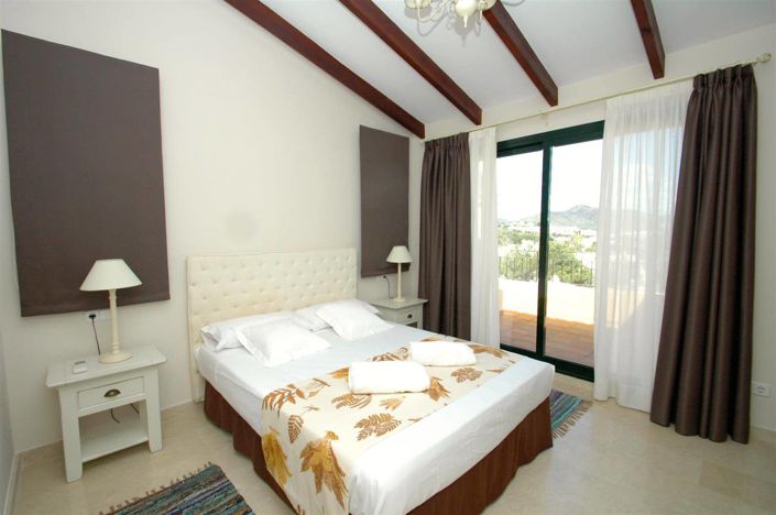 Image No.9-5 Bed Villa for sale