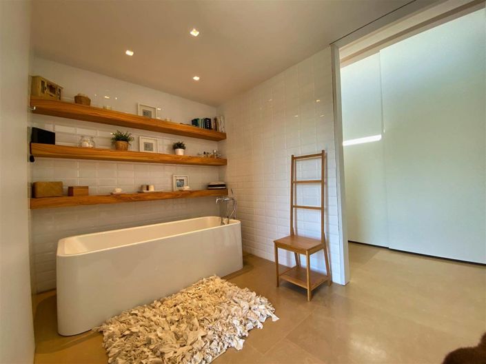 Image No.13-5 Bed Villa for sale